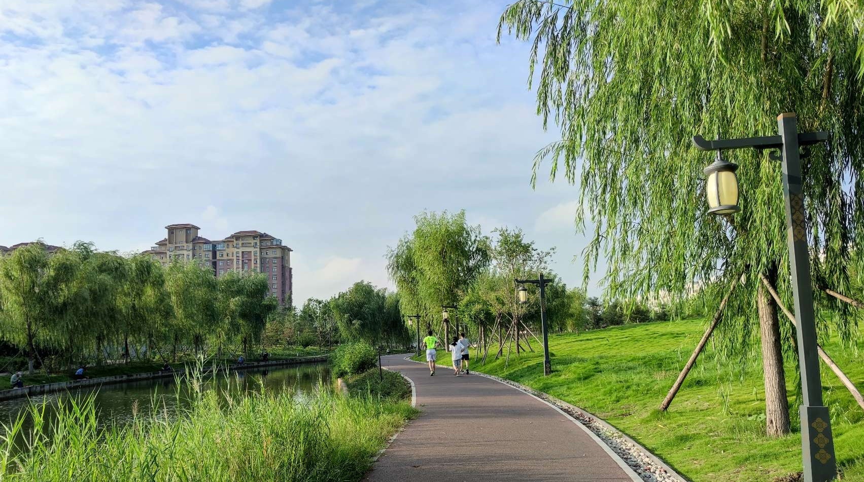 百信,银行,靠,谱吗,新用户,新,用户,持有,百元, . 百信银行靠谱吗?新用户持有百元资产一天赚10-20元话费