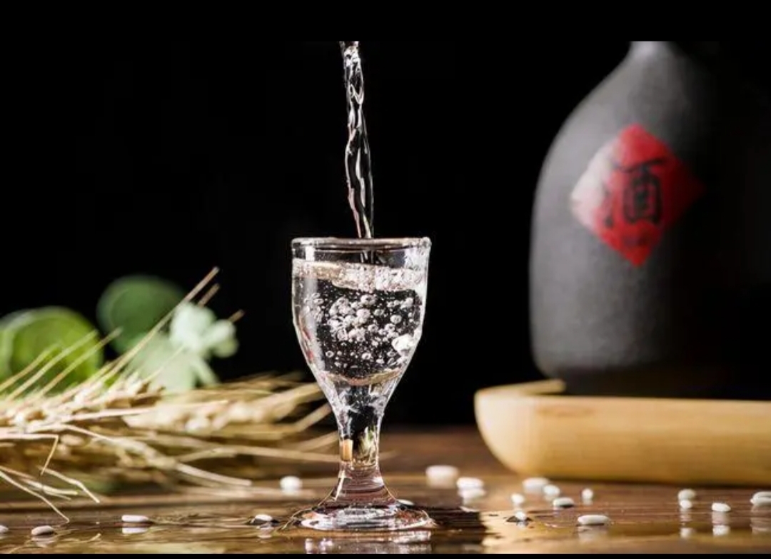 每晚,喝,二两,酒身,体会,怎样,晚,来,天欲,雪, . 每晚喝二两酒身体会怎样?晚来天欲雪,能饮一杯无?