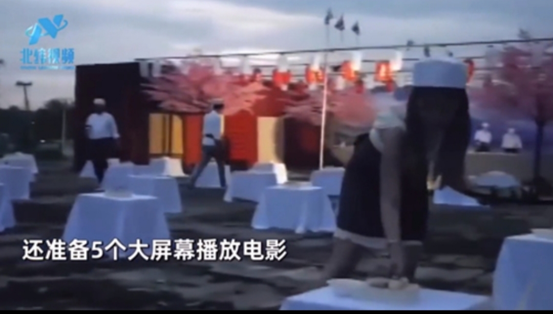 夫妻,买,彩票,中,1000万,花,30万,到,墓地,地哥, . 夫妻买彩票中1000万 为啥花30万到墓地摆宴席!原因找到了!