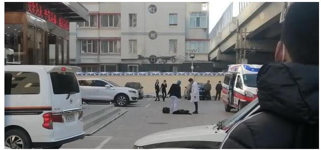 官方,通告,呼和浩特,女子,坠楼,事件,时间,线, . 官方通告:呼和浩特女子坠楼事件时间线